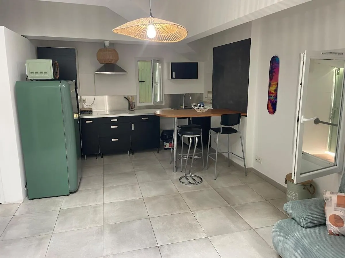 Apartment Appartement Chaleureux La Ciotat
